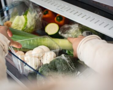 Never Ever Put These 15 Foods in Your Fridge